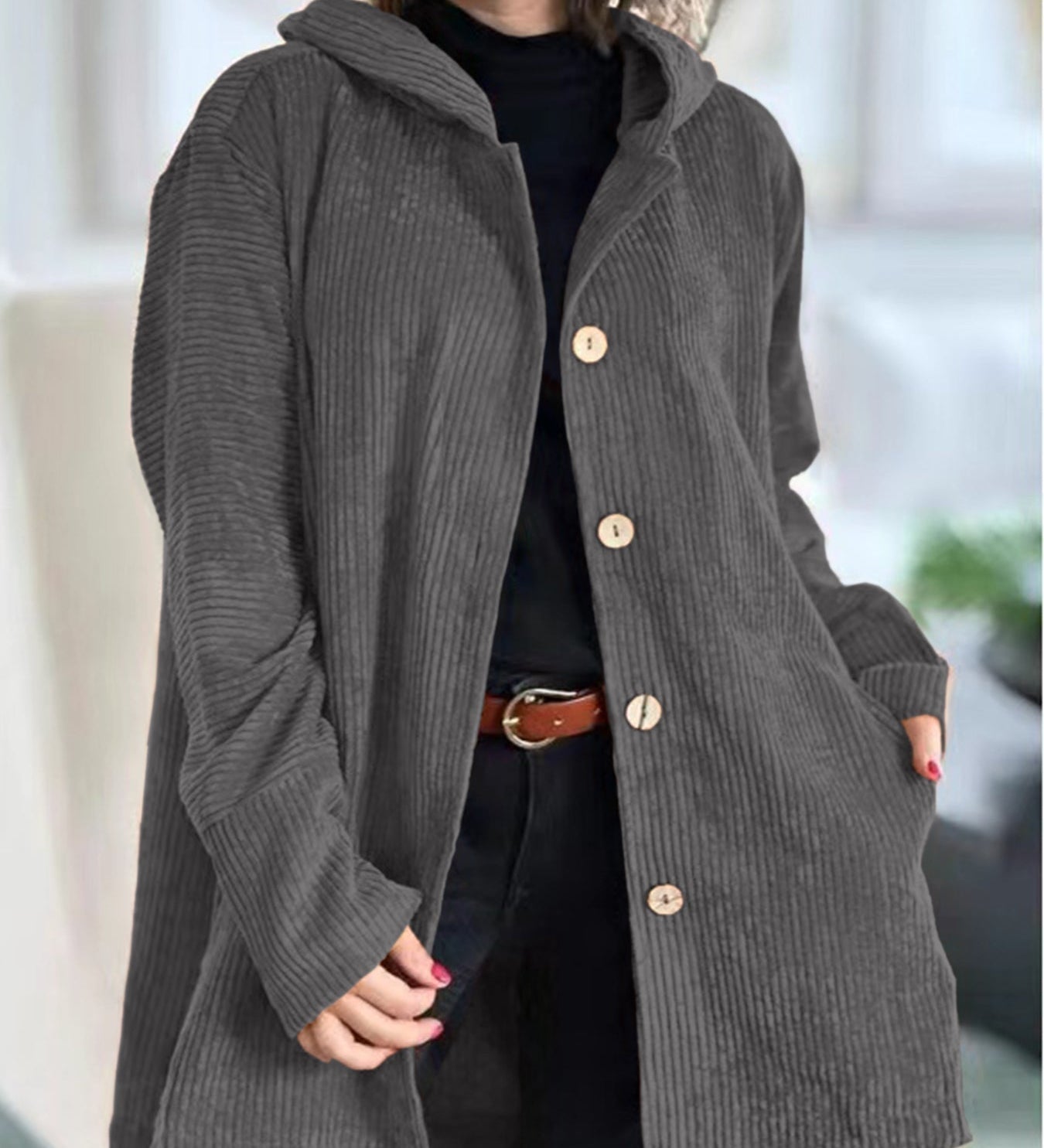 JOANA™ – CASACO DE BOMBAZINE COM CAPUZ E DESIGN ACOLHEDOR