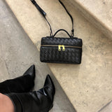 JULIANA™ – MALA ESTRUTURADA ENTRELAÇADA COM BRILHO