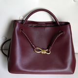 EMILIA™ – MALA VERSÁTIL E REFINADA