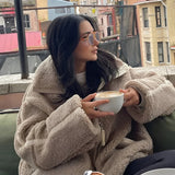 NOELIA™ – CASACO TEDDY OVERSIZED COM FECHO