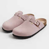 LEONIE™ – TAMANCOS EM CAMURÇA COM ESTILO E CONFORTO