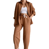 MARIA LUISA™ – CONJUNTO COM BOTÕES E CORTE ELEGANTE