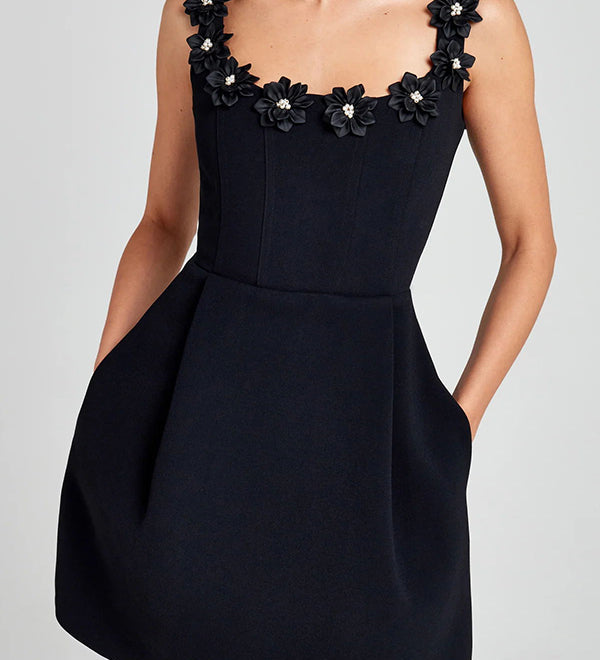 CINDY™ – VESTIDO MINI FEMININO COM APLICAÇÕES FLORAIS