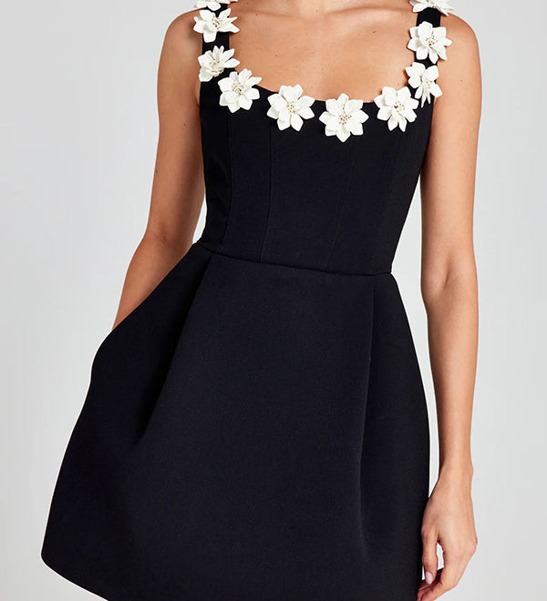 CINDY™ – VESTIDO MINI FEMININO COM APLICAÇÕES FLORAIS